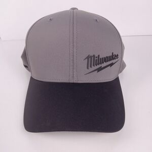 Milwaukee Workskin Hat Mens L-XL Gray Black Performance Fitted Flexfit Workwear